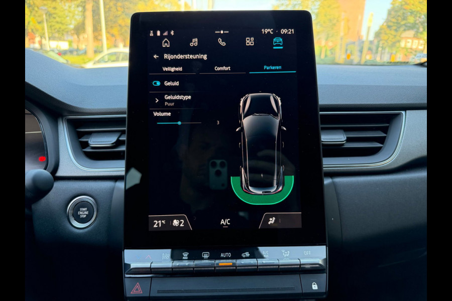 Renault Captur TCe 90 Techno CarPlay / Camera / Parkeersensoren