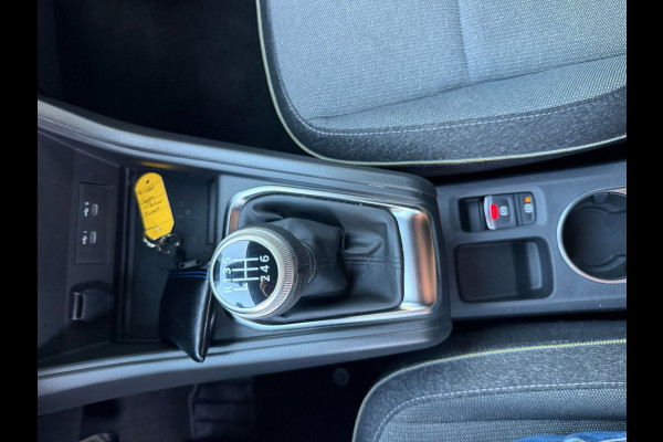 Renault Captur TCe 90 Techno CarPlay / Camera / Parkeersensoren