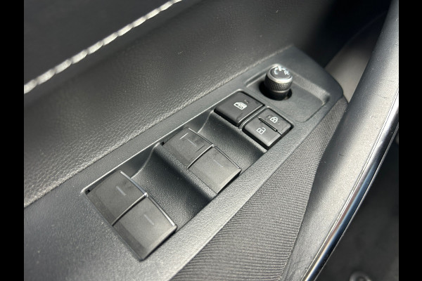 Toyota Corolla Touring Sports 1.8 Hybrid Active Apple CarPlay Camera Adaptive Cruise Rijklaarprijs!