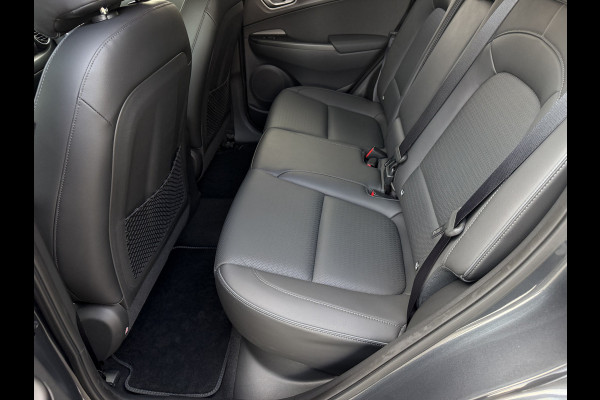 Hyundai Kona EV Premium 64 kWh / Warmtepomp / Keyless / Stoelverw. + ventilatie / HU-display