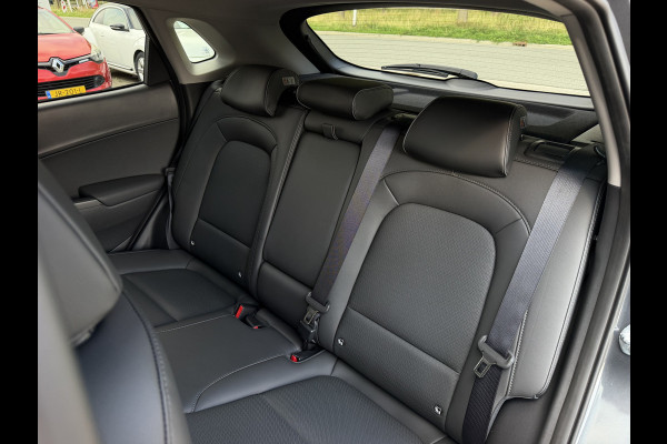 Hyundai Kona EV Premium 64 kWh / Warmtepomp / Keyless / Stoelverw. + ventilatie / HU-display