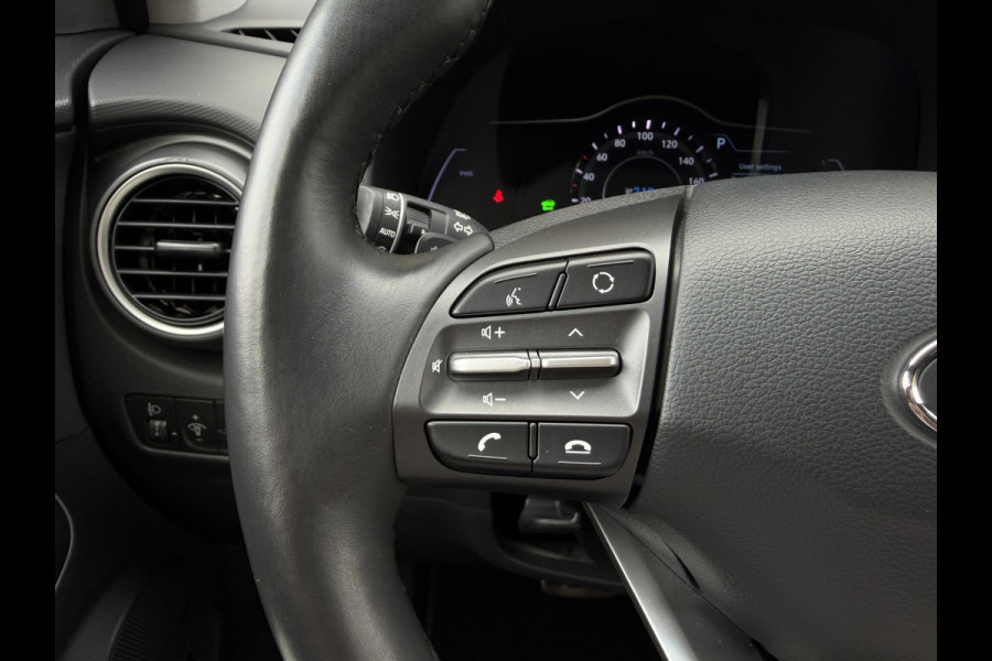 Hyundai Kona EV Premium 64 kWh / Warmtepomp / Keyless / Stoelverw. + ventilatie / HU-display