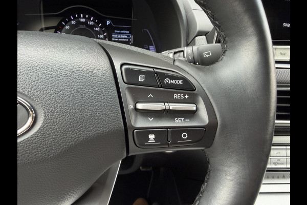 Hyundai Kona EV Premium 64 kWh / Warmtepomp / Keyless / Stoelverw. + ventilatie / HU-display