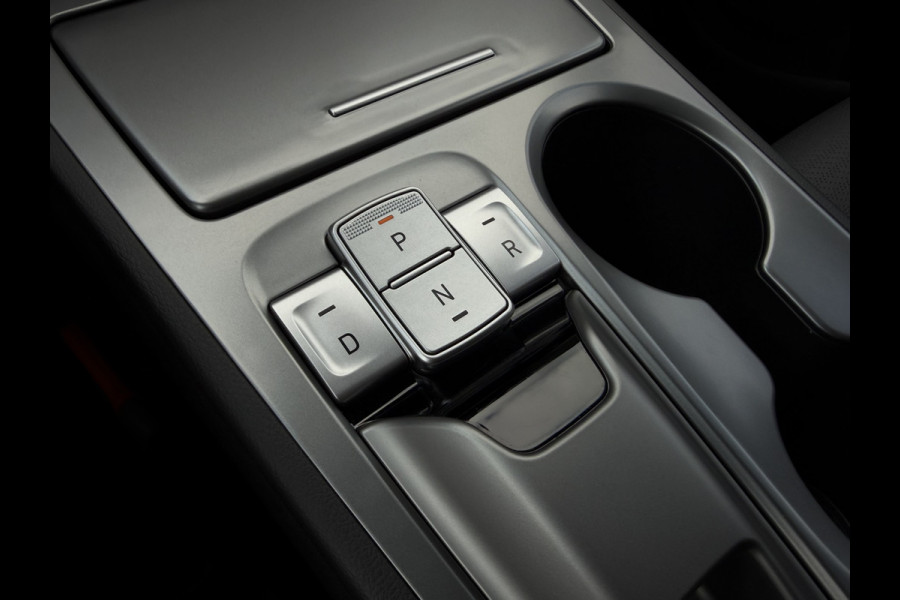 Hyundai Kona EV Premium 64 kWh / Warmtepomp / Keyless / Stoelverw. + ventilatie / HU-display