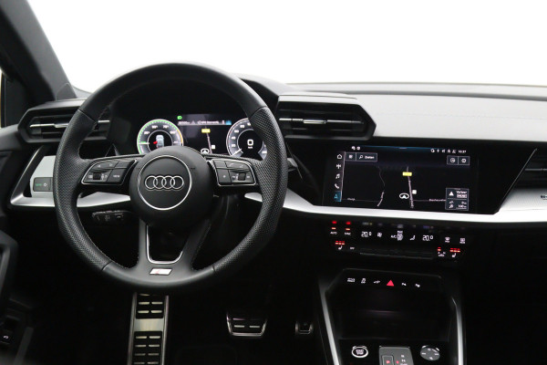 Audi A3 Sportback 45 TFSI e 245 PK S-Line edition Competition PHEV, Adap. Cruise Control, Stoelverwarming