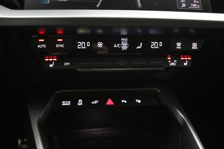 Audi A3 Sportback 45 TFSI e 245 PK S-Line edition Competition PHEV, Adap. Cruise Control, Stoelverwarming