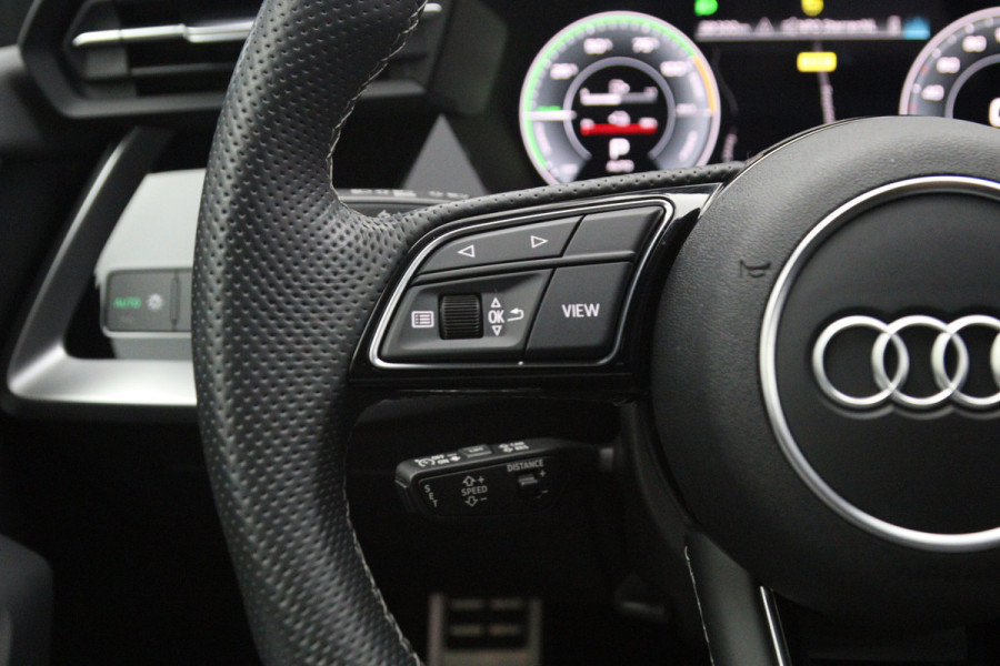 Audi A3 Sportback 45 TFSI e 245 PK S-Line edition Competition PHEV, Adap. Cruise Control, Stoelverwarming