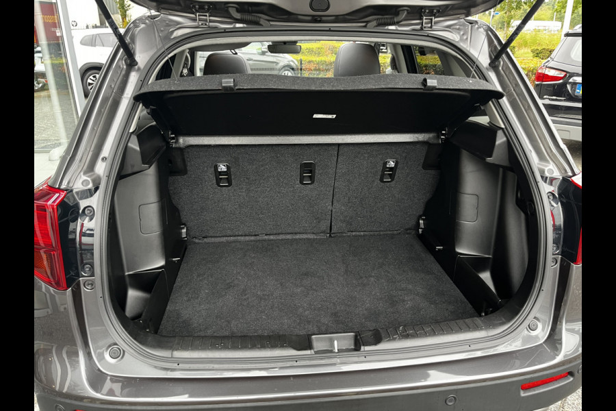 Suzuki Vitara 1.4 Boosterjet Smart Hybrid Style | €2.000,- voordeel | Meerdere kleuren leverbaar | Pano | Adapt. Cruise | Camera | Dodehoek | Rijstrook | Stoelverwarming | Inklapbare spiegels | etc. etc.