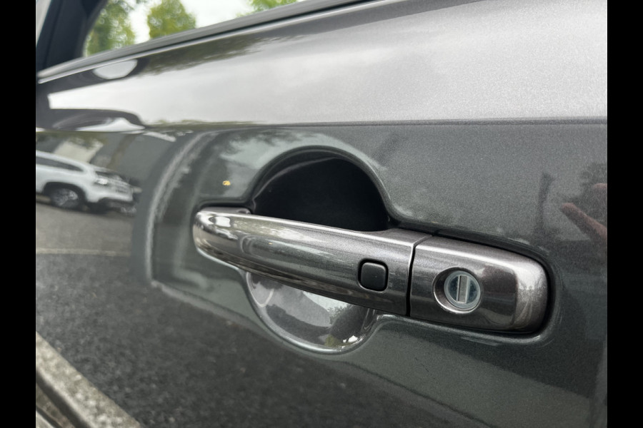 Suzuki Vitara 1.4 Boosterjet Smart Hybrid Style | €2.000,- voordeel | Meerdere kleuren leverbaar | Pano | Adapt. Cruise | Camera | Dodehoek | Rijstrook | Stoelverwarming | Inklapbare spiegels | etc. etc.