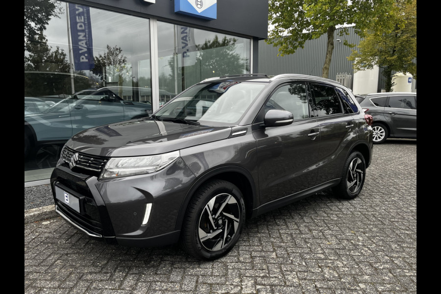 Suzuki Vitara 1.4 Boosterjet Smart Hybrid Style | €2.000,- voordeel | Meerdere kleuren leverbaar | Pano | Adapt. Cruise | Camera | Dodehoek | Rijstrook | Stoelverwarming | Inklapbare spiegels | etc. etc.
