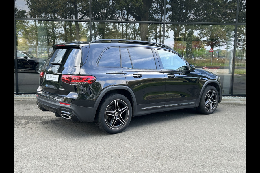 Mercedes-Benz Glb 180 AMG 7-zits // Trekhaak // Panoramadak // Memory // Keyless // Carplay // MultiBeam LED // Nightpakket // Sfeerverlichting