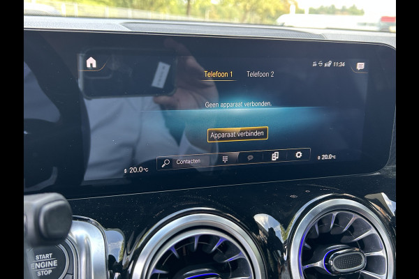 Mercedes-Benz Glb 180 AMG 7-zits // Trekhaak // Panoramadak // Memory // Keyless // Carplay // MultiBeam LED // Nightpakket // Sfeerverlichting