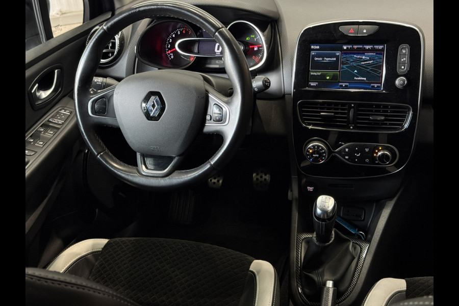 Renault Clio 0.9 TCe Bose | Navi | Camera | 17" | Stoelverwarming | PDC | Led |