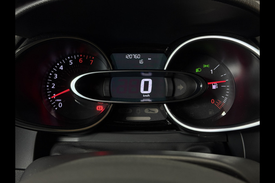 Renault Clio 0.9 TCe Bose | Navi | Camera | 17" | Stoelverwarming | PDC | Led |