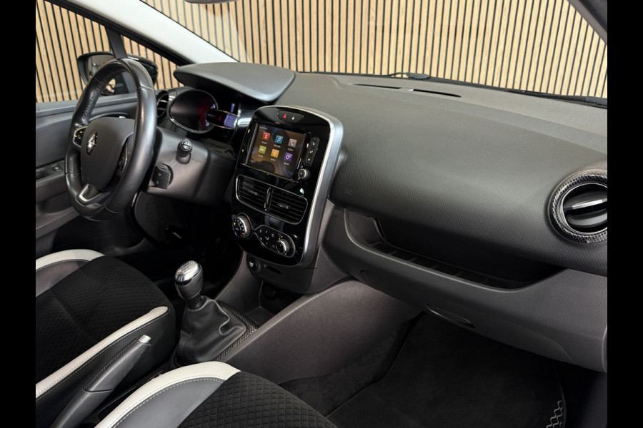 Renault Clio 0.9 TCe Bose | Navi | Camera | 17" | Stoelverwarming | PDC | Led |