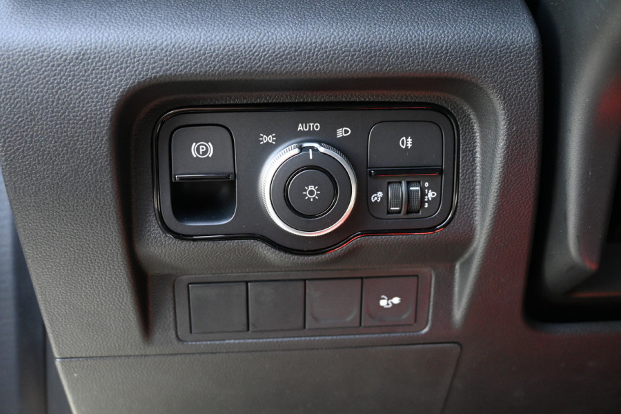 Mercedes-Benz eCitan 112 Base L1 51 kWh Snellader AC 22kW/DC 75kW, All Season banden, Etc.