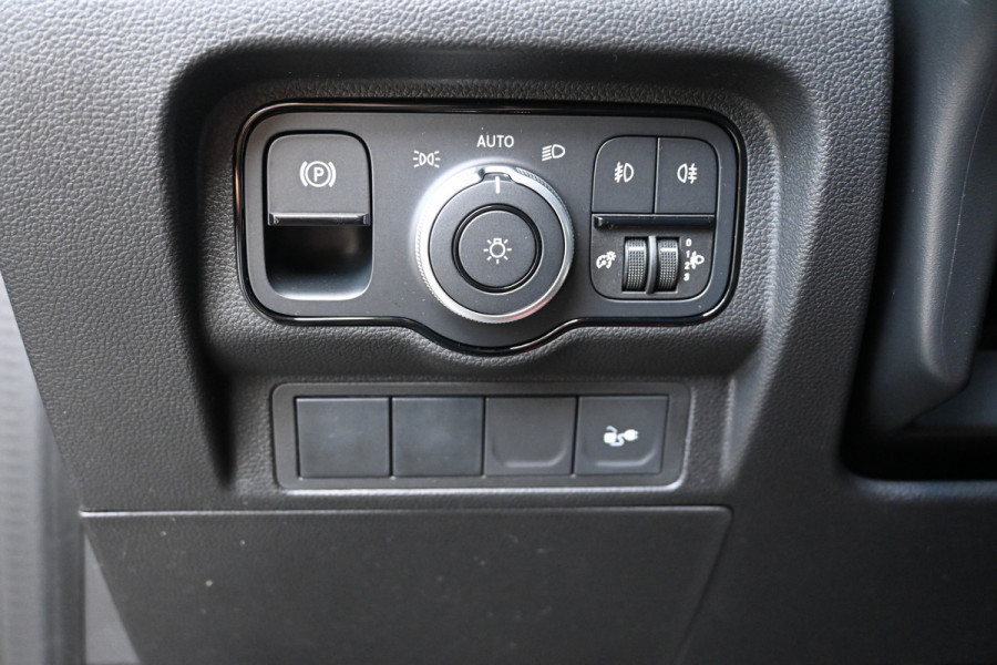 Mercedes-Benz eCitan 112 Pro L1 51 kWh Snellader AC 22kW/DC 75kW, All Season banden, Etc.