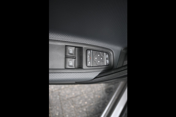 Mercedes-Benz eCitan 112 Pro L1 51 kWh Snellader AC 22kW/DC 75kW, All Season banden, Etc.