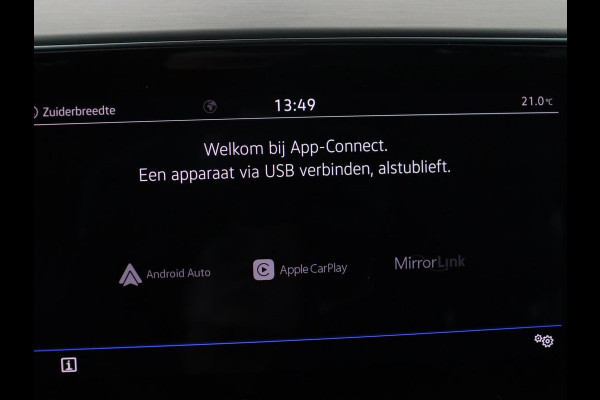 Volkswagen Passat Variant 1.5 TSI Elegance Business R | R-line | Leder/alcantara | Adaptive cruise | Stoelverwarming | Climate control | Keyless | Camera  | Park assist | Carplay | Full LED