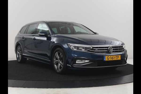 Volkswagen Passat Variant 1.5 TSI Elegance Business R | R-line | Leder/alcantara | Adaptive cruise | Stoelverwarming | Climate control | Keyless | Camera  | Park assist | Carplay | Full LED
