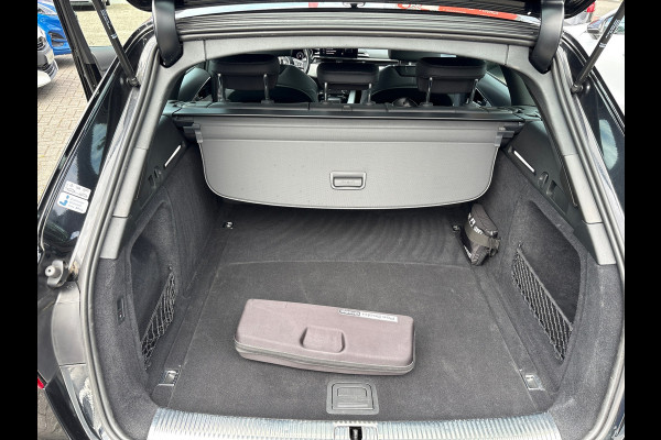 Audi A4 Avant 40 TFSI quattro S edition / S-line / virtual / trekhaak / carplay / dealer ond,