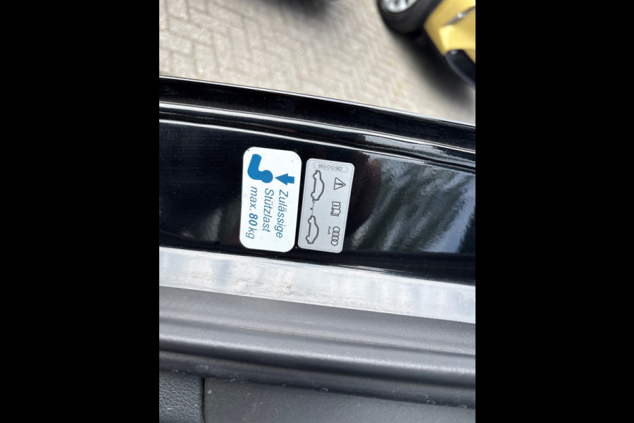 Audi A4 Avant 40 TFSI quattro S edition / S-line / virtual / trekhaak / carplay / dealer ond,