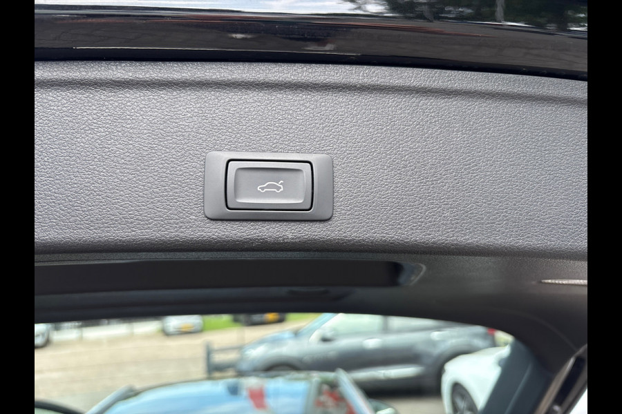 Audi A4 Avant 40 TFSI quattro S edition / S-line / virtual / trekhaak / carplay / dealer ond,