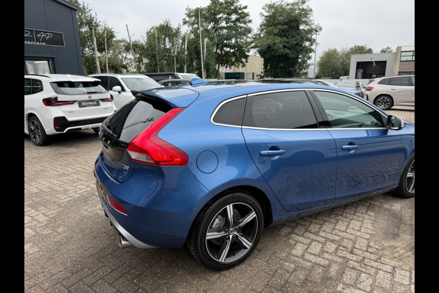 Volvo V40 1.5 T3 Kinetic|NAP|Panoramadak|Achteruitrijd cam