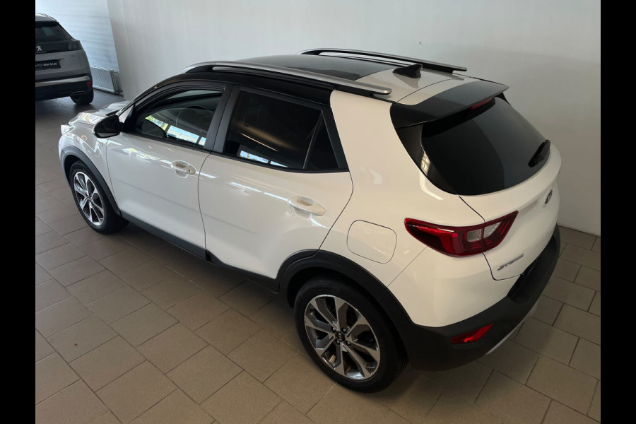 Kia Stonic 1.0 T-GDi Sports Edition AIRCO NAVI CRUISE BLUETOOTH MULTI STUUR CAMERA ELEK RAMEN CENT VERG VELGEN ZEER NETTE AUTO