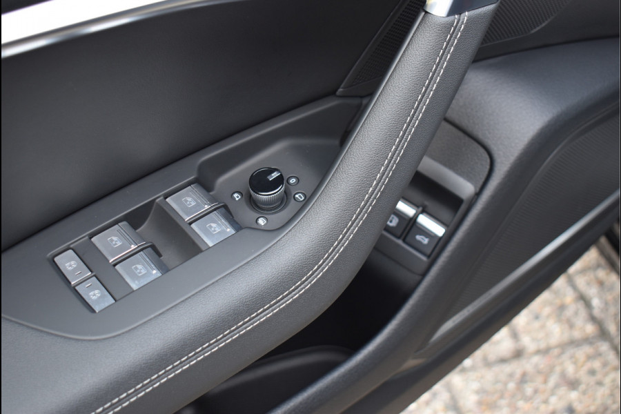 Audi A6 Avant 55 TFSI e Quattro S-Line 367 Pk Competition Pano HUD Leder Soft-Close Trekhaak S6 Uitlaat 20 Inch