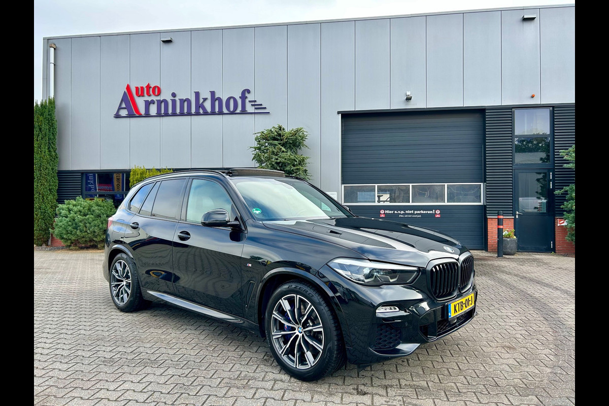 BMW X5 XDrive45e M-Sport, Pano. el. achterklep, camera, el. trekhaak, adaptive cruise control