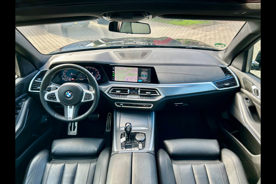 BMW X5 XDrive45e M-Sport, Pano. el. achterklep, camera, el. trekhaak, adaptive cruise control