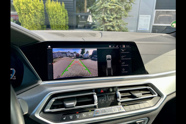 BMW X5 XDrive45e M-Sport, Pano. el. achterklep, camera, el. trekhaak, adaptive cruise control