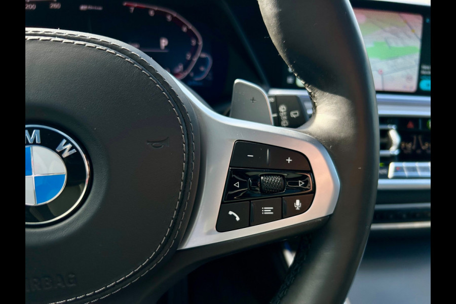 BMW X5 XDrive45e M-Sport, Pano. el. achterklep, camera, el. trekhaak, adaptive cruise control