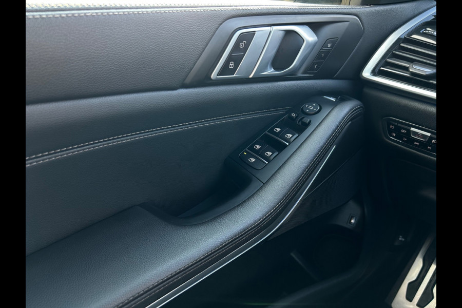 BMW X5 XDrive45e M-Sport, Pano. el. achterklep, camera, el. trekhaak, adaptive cruise control