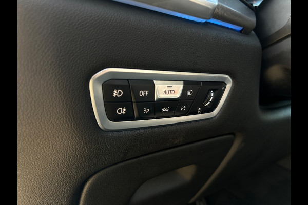BMW X5 XDrive45e M-Sport, Pano. el. achterklep, camera, el. trekhaak, adaptive cruise control