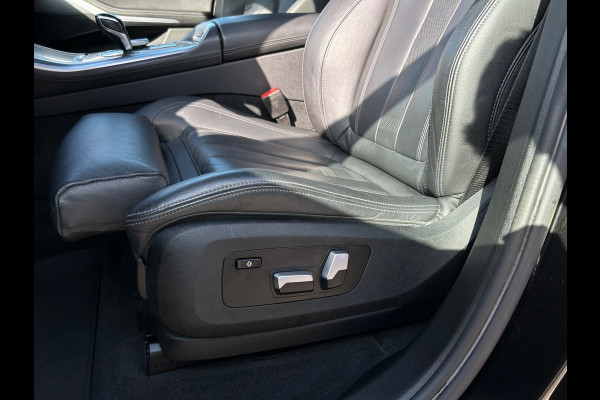 BMW X5 XDrive45e M-Sport, Pano. el. achterklep, camera, el. trekhaak, adaptive cruise control