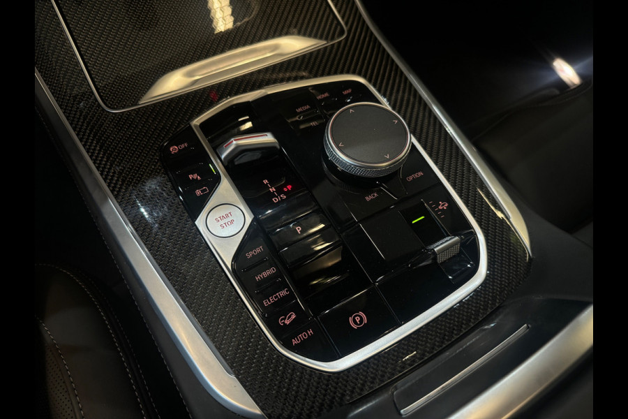 BMW X5 XDrive50e Pano|Carbon|BTW|M-Seat|H/K|Trekhaak|Keyless