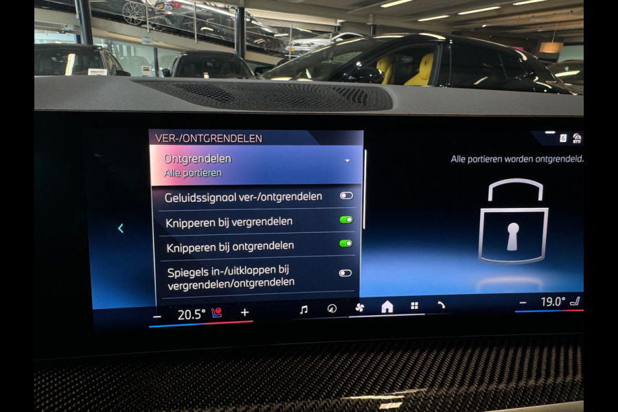 BMW X5 XDrive50e Pano|Carbon|BTW|M-Seat|H/K|Trekhaak|Keyless