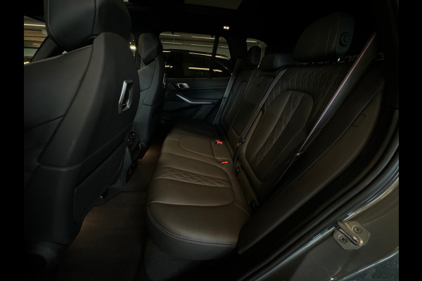 BMW X5 XDrive50e Pano|Carbon|BTW|M-Seat|H/K|Trekhaak|Keyless