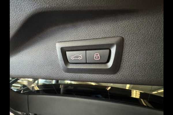 BMW X5 XDrive50e Pano|Carbon|BTW|M-Seat|H/K|Trekhaak|Keyless
