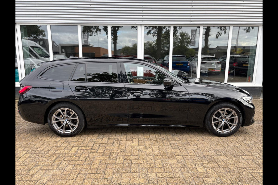 BMW 3 Serie Touring 318i High Executive Edition | M Pakket | Shadow Line | Assisted Driving | Trekhaak