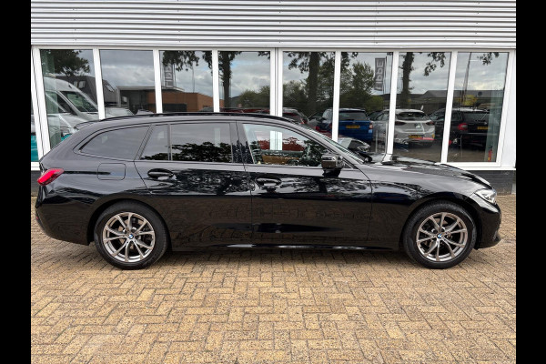 BMW 3 Serie Touring 318i High Executive Edition | M Pakket | Shadow Line | Assisted Driving | Trekhaak