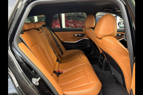 BMW 3 Serie Touring 318i High Executive Edition | M Pakket | Shadow Line | Assisted Driving | Trekhaak
