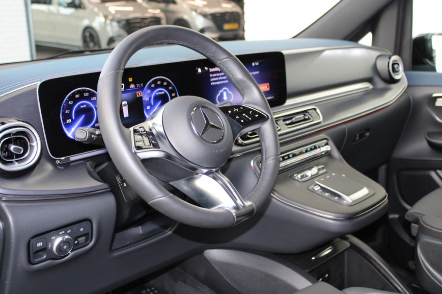 Mercedes-Benz Eqv 300 L2 / AMG / Luchtvering / 7-Persoons / Burmester / 360 Camera / Vol Opties / NIEUWSTAAT