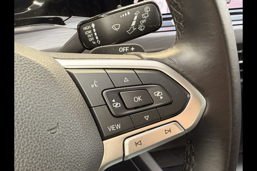 Volkswagen Golf 1.5 eTSI DSG IQ Light Memory Massage Sfeer ACC