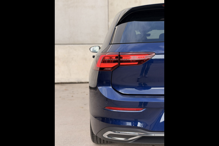Volkswagen Golf 1.5 eTSI DSG IQ Light Memory Massage Sfeer ACC