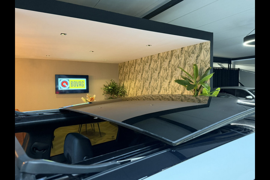 Land Rover Range Rover Evoque 1.5 P300e AWD Garantie|1e Eig|Pano|360°|Leder|CarPlay|Memory|Camera
