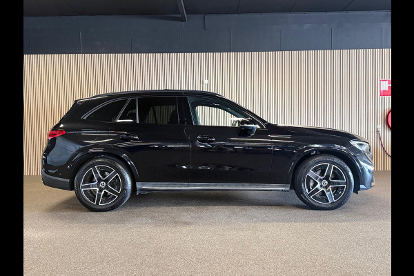 Mercedes-Benz GLC 200 4-Matic AMG STYLING-PANORAMADAK-TREKHAAK-CAMERA-APPLE CARPLAY-COMPLEET
