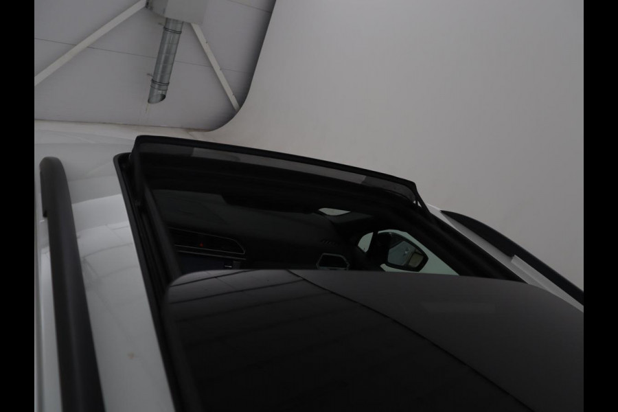 Volkswagen Tiguan 1.5 TSI R-Line Business+ | R-line | Panoramadak | Leder | Trekhaak | Adaptive cruise | Head-up | 360 camera | Park assist | Carplay | Sfeerverlichting | Climate control | Elektrische achterklep